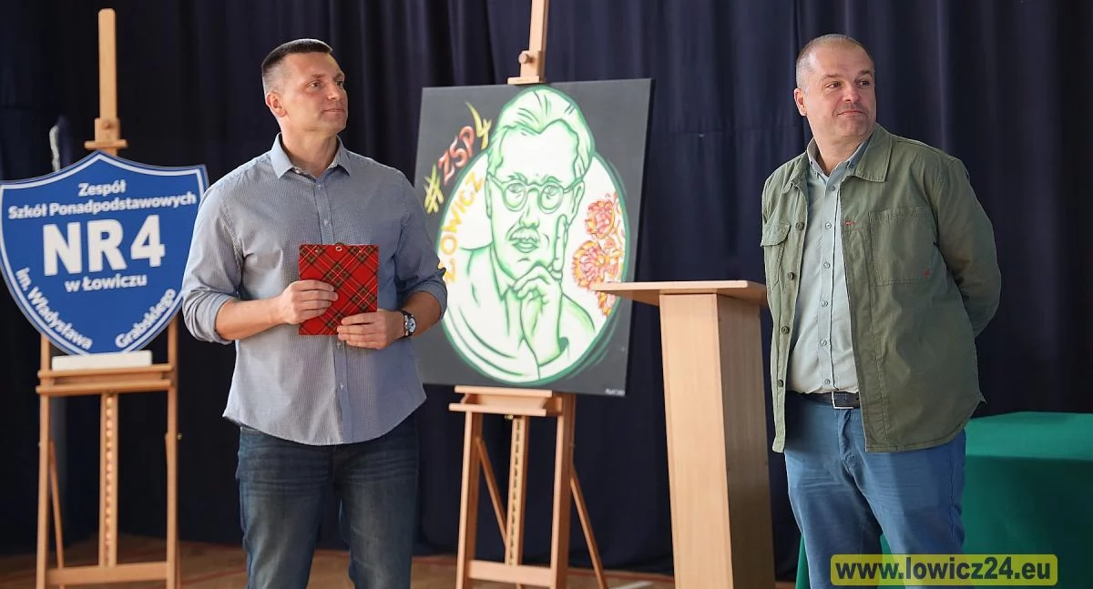ZSP nr 4 w Łowiczu. Dzień Chłopaka z gwiazdą TVN Turbo – Przemysławem Szafrańskim (foto, film)