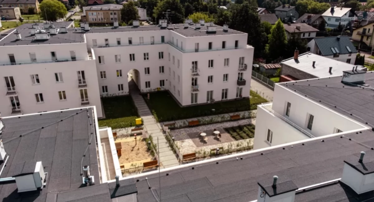 Łowicz. Spacer z architektem po osiedlu przy Krudowskiego 