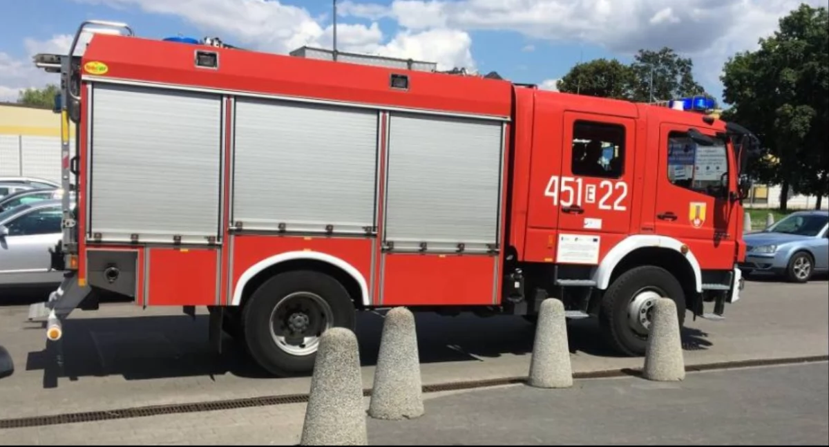 Strażacy z Łowicza pomogli ratownikom medycznym