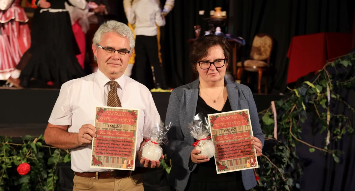 Gala Złotych Jabłek w łowickiej Pijarskiej (foto, film)