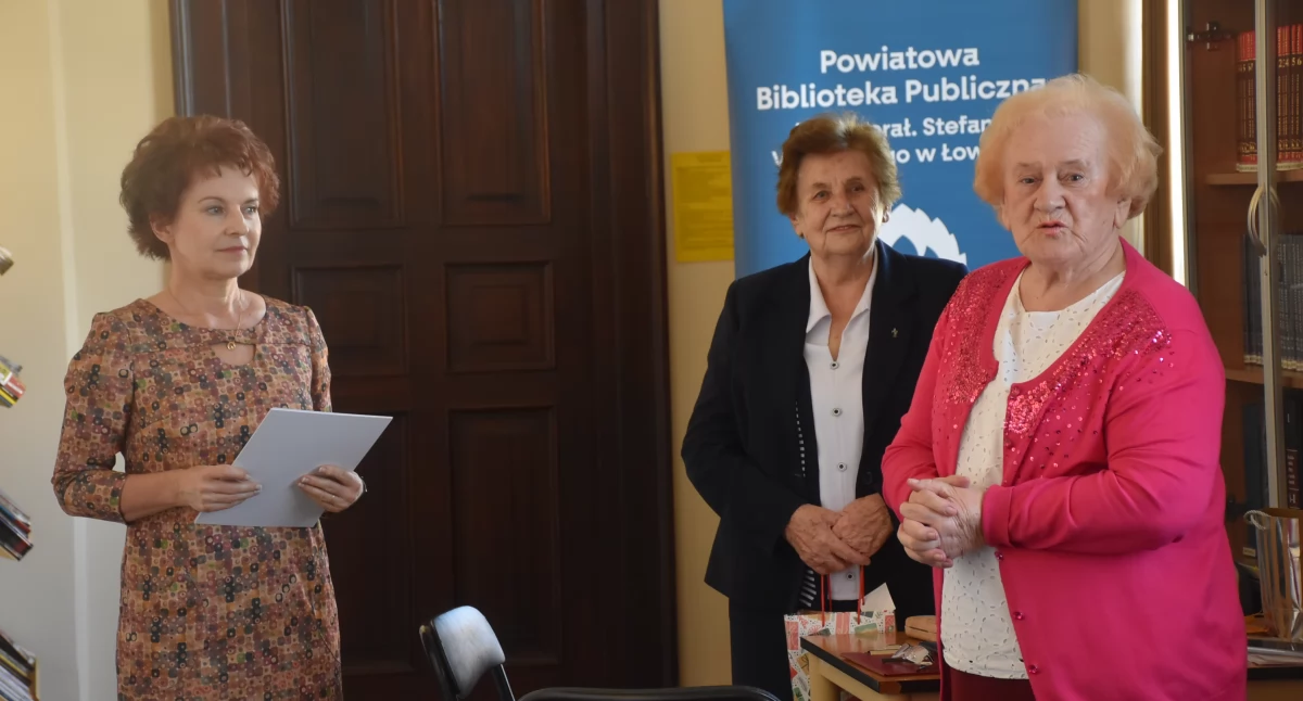 Jesienne spotkanie z poezją i muzyką w bibliotece powiatowej (foto,film)