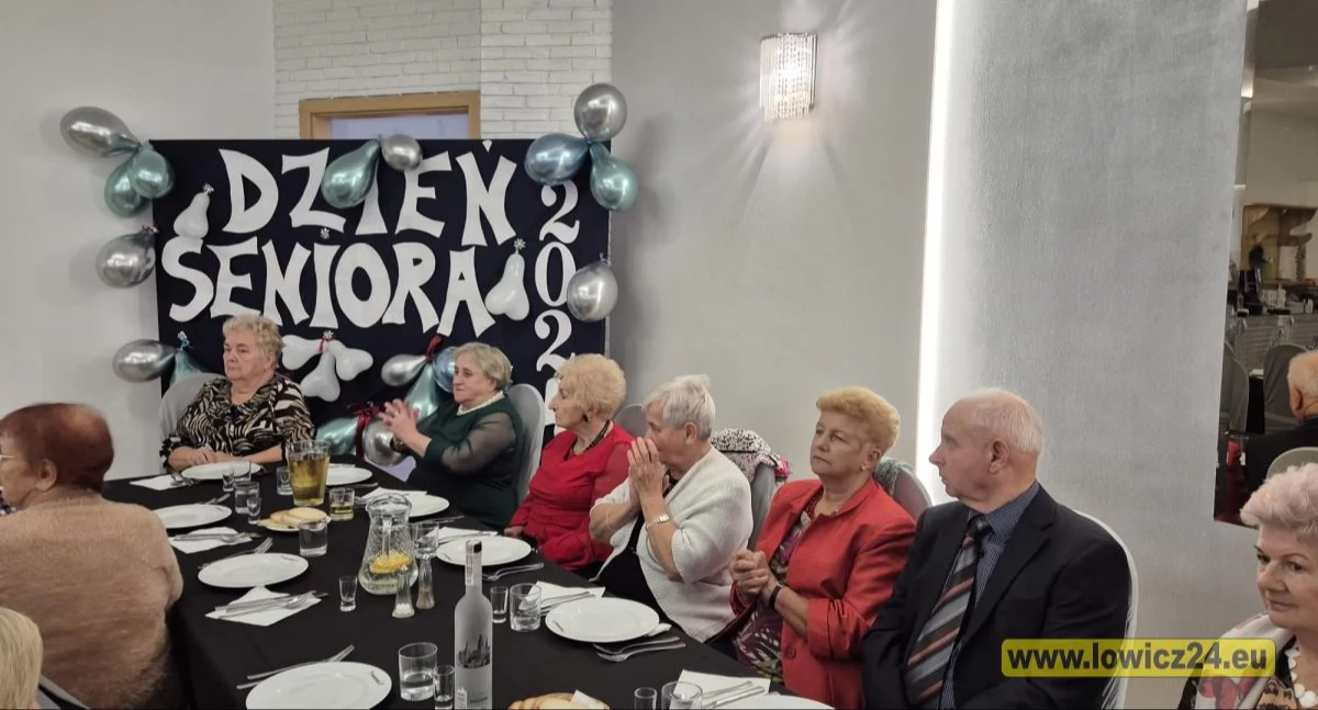 Dzień Seniora w łowickim oddziale Polskiego Związku Emerytów, Rencistów i Inwalidów (foto, film)