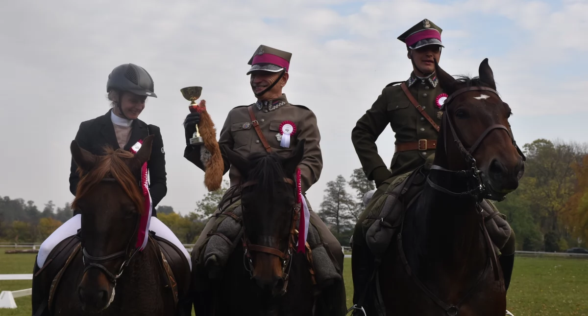 Hubertus. Święto jeźdźców i łowczych w Walewicach (foto, film)