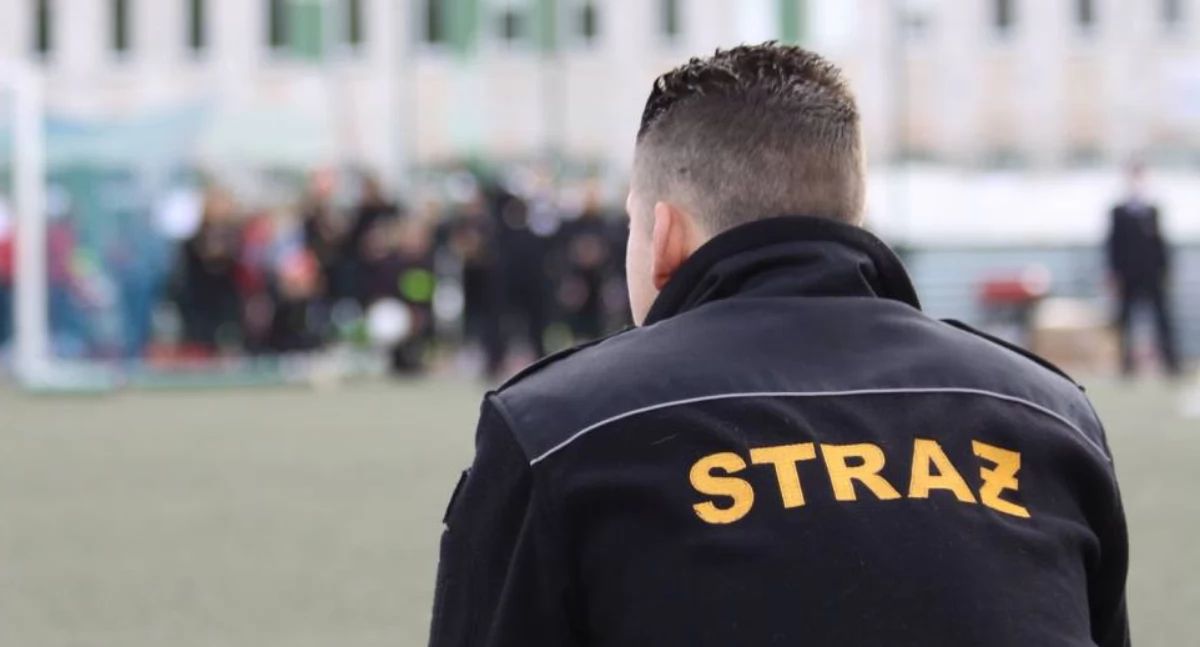 Łowicz. Nie było wolnej karetki, interweniowali strażacy