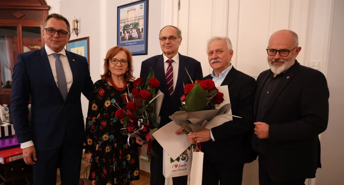 Łowicz. Podziękowania dla byłych dyrektorów miejskich jednostek (foto, film)