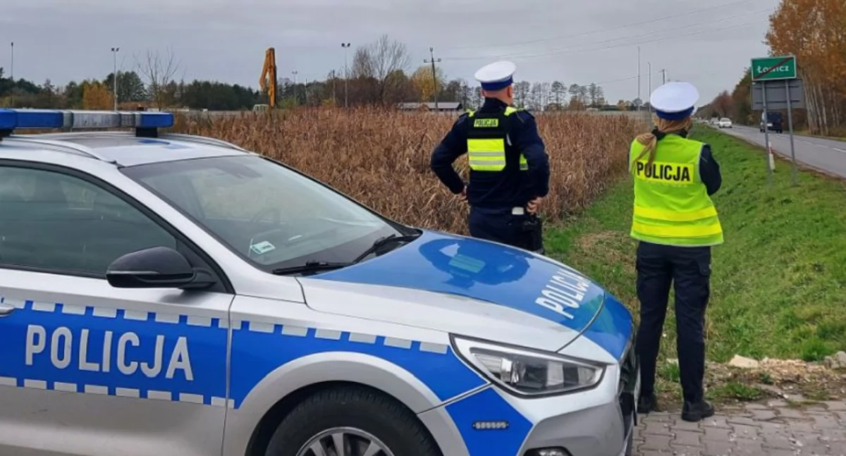 Wszystkich Świętych 2024. Łowiccy policjanci prowadzą działania na drogach