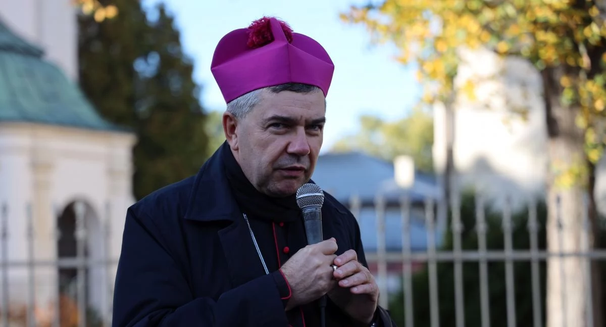 Ingres biskupa Wojciecha Osiala do łowickiej katedry. Program uroczystości