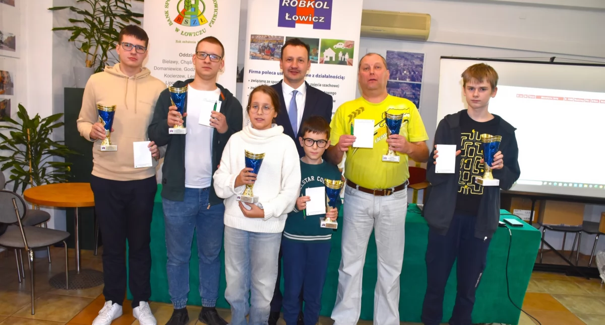 Spółdzielnia Mieszkaniowa była miejscem zaciętych zmagań szachowych (foto)