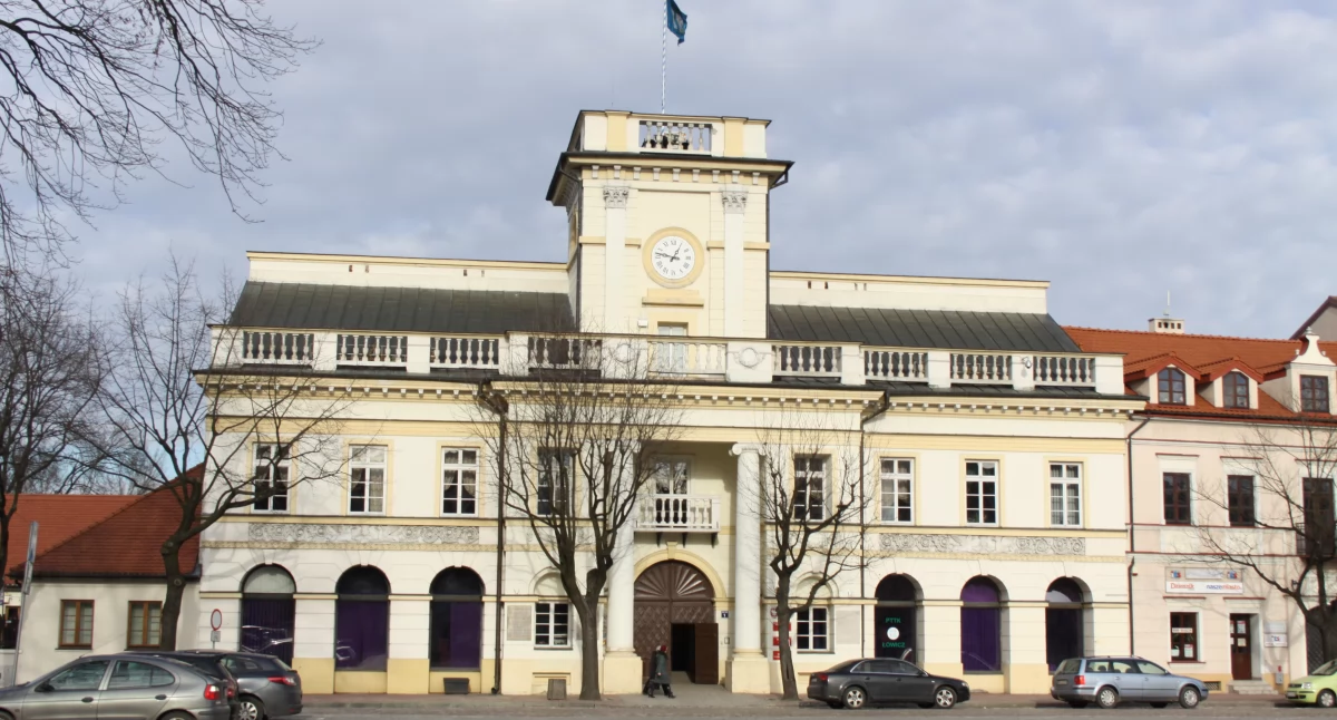 Łowicz. Burmistrz, urzędnicy i dyrektorzy miejskich jednostek wezmą udział w zebraniach mieszkańców