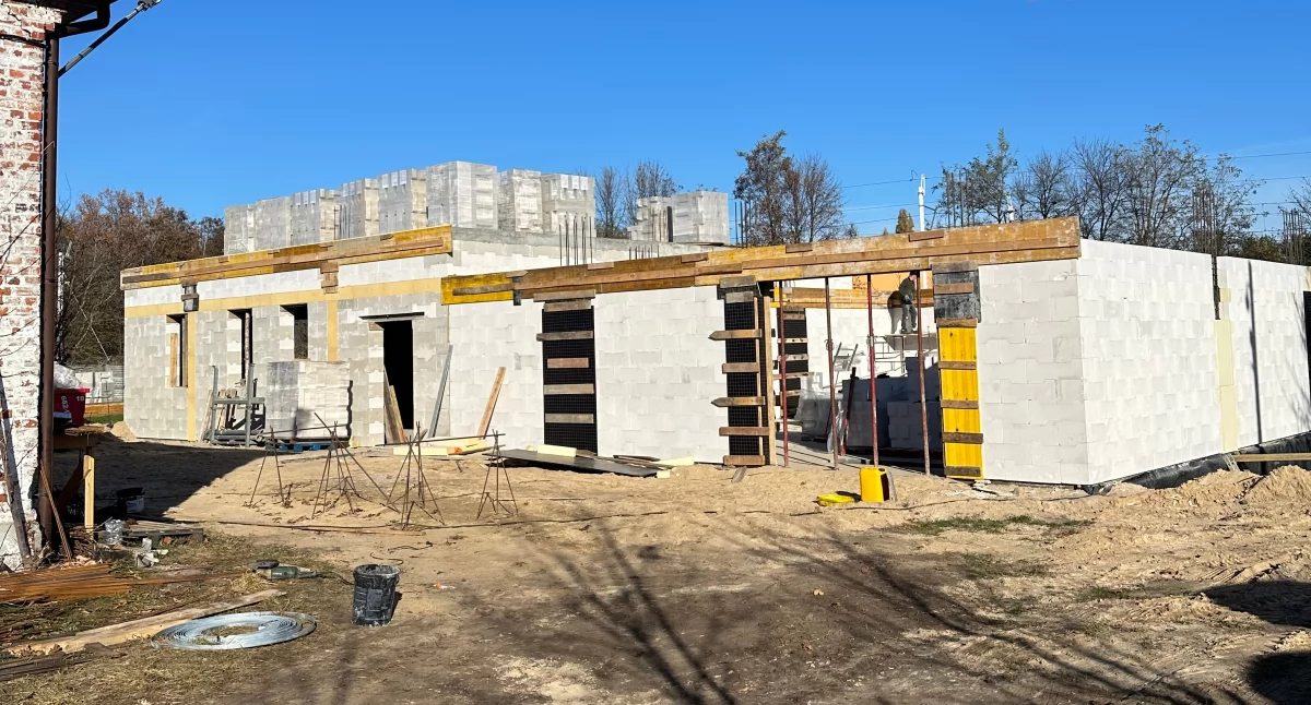 Caritas Diecezji Łowickiej realizuje w Łowiczu inwestycję za ponad 3 mln złotych (foto)