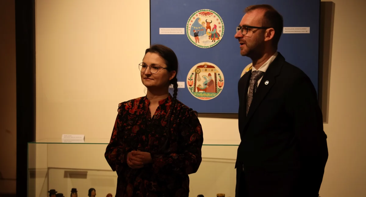 Łowicz. Wernisaż wystawy „Szczodre Gody po łowicku” (foto)