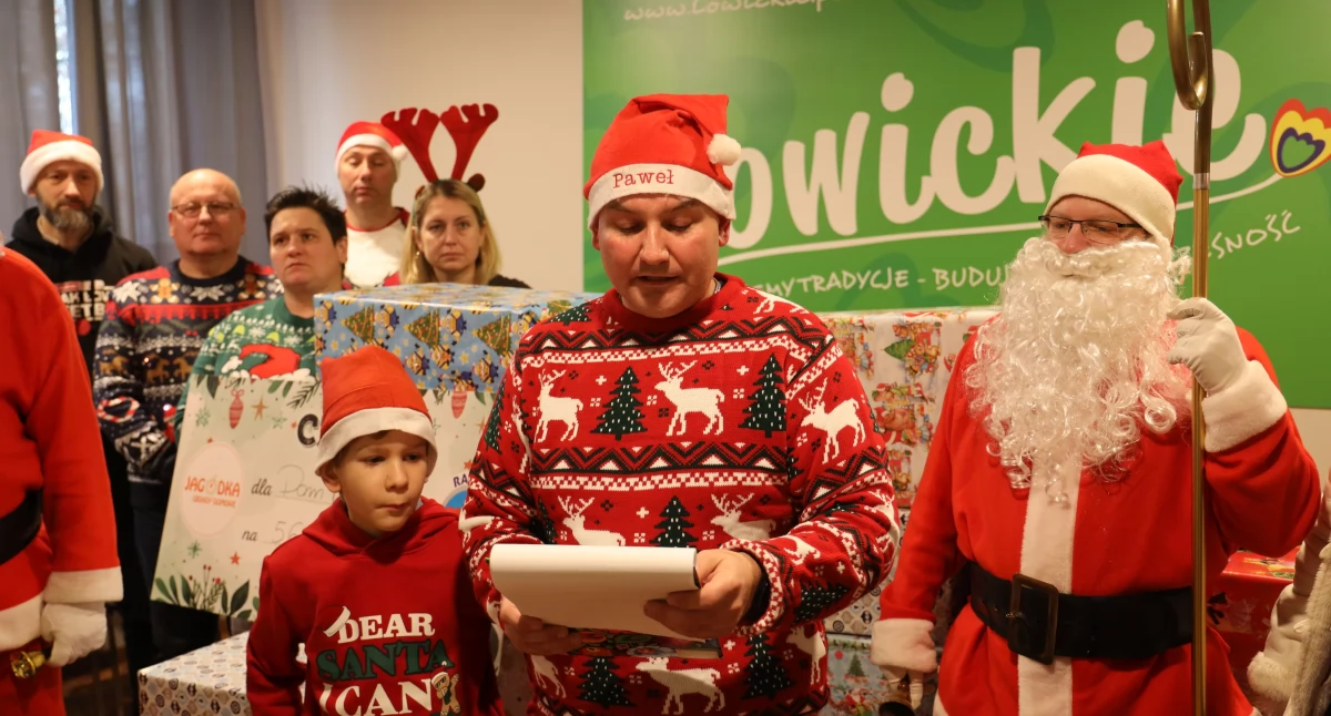 Łowicz. Finał piątej edycji Mikołajkowej zbiórki dla Mocarzy z Mocarzewa (foto, film)