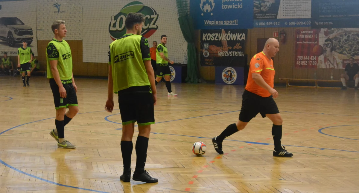 Sportowy weekend z łowicką halówką (foto)