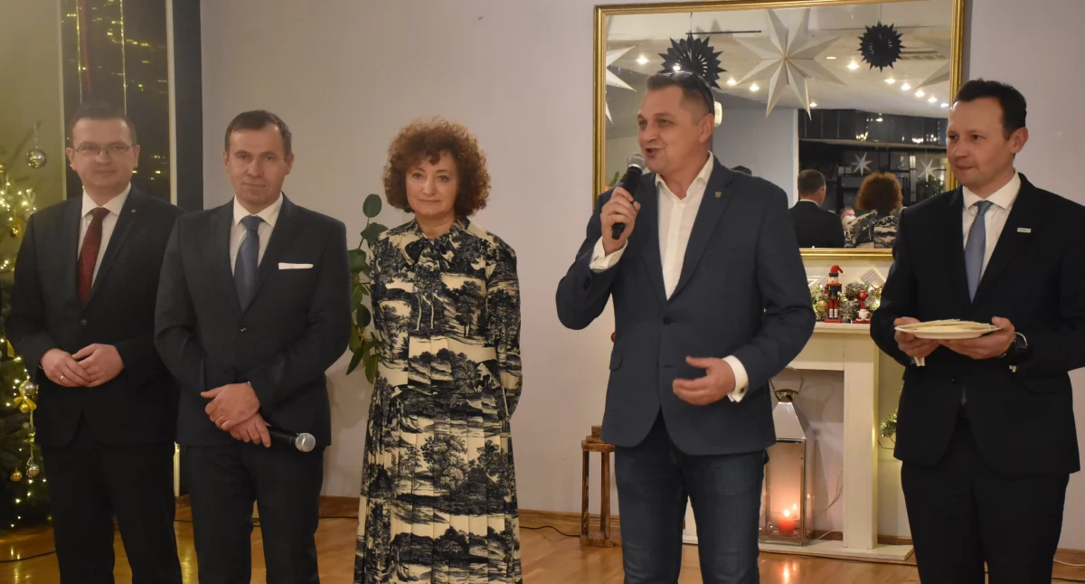 Spotkanie wigilijne członków stowarzyszenia Łowickie.pl (foto,film)