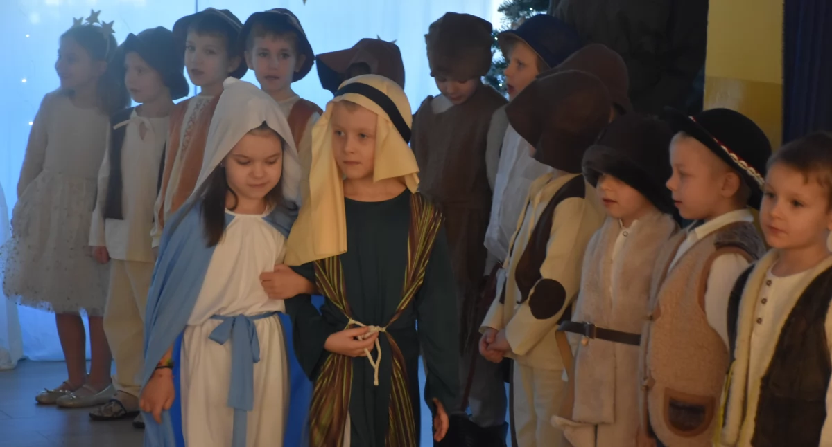 Przedszkolaki z „Pszczółki Mai” przypomniały o prawdziwym znaczeniu świąt (foto,film)