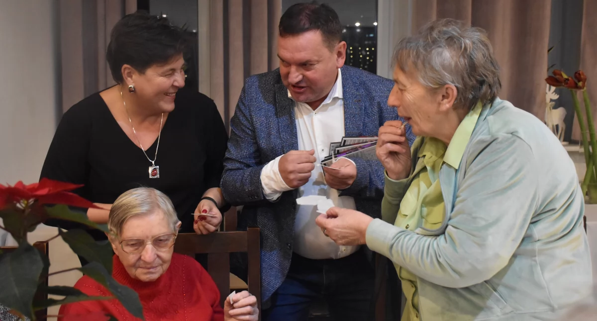 Wigilijne spotkanie mieszkańców osiedla Nowe Miasto (foto,film)