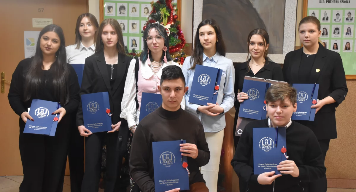 XXII Powiatowy Konkurs Ortograficzny w I LO w Łowiczu – wyniki ogłoszone (foto)