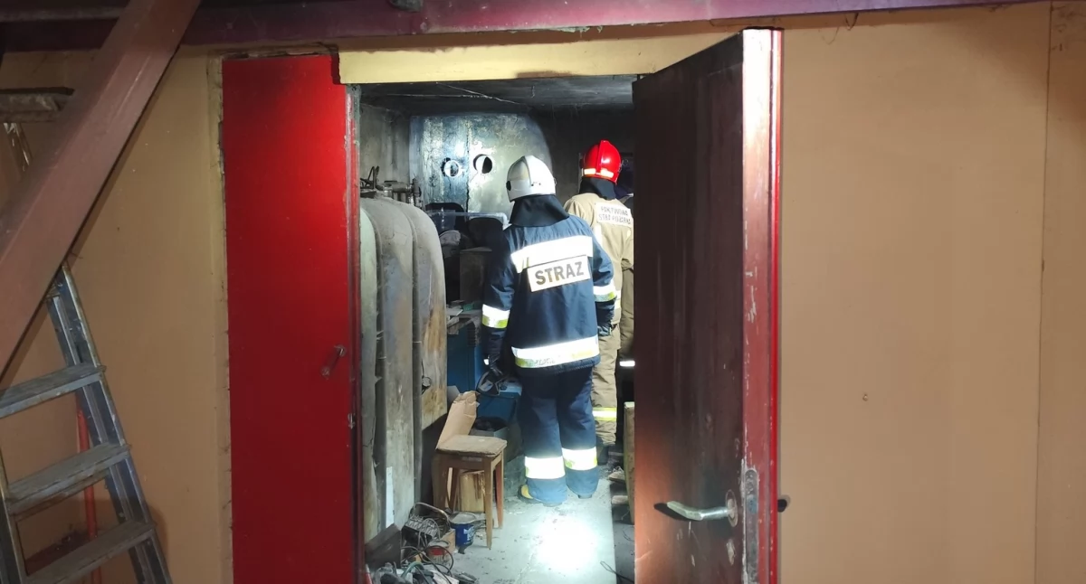 Dwa pożary pod Łowiczem. Poszkodowany strażak!