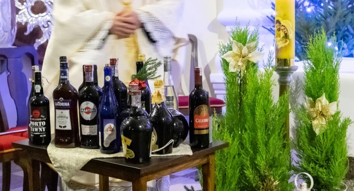 Dziś w łowickich kościołach można poświęcić wino