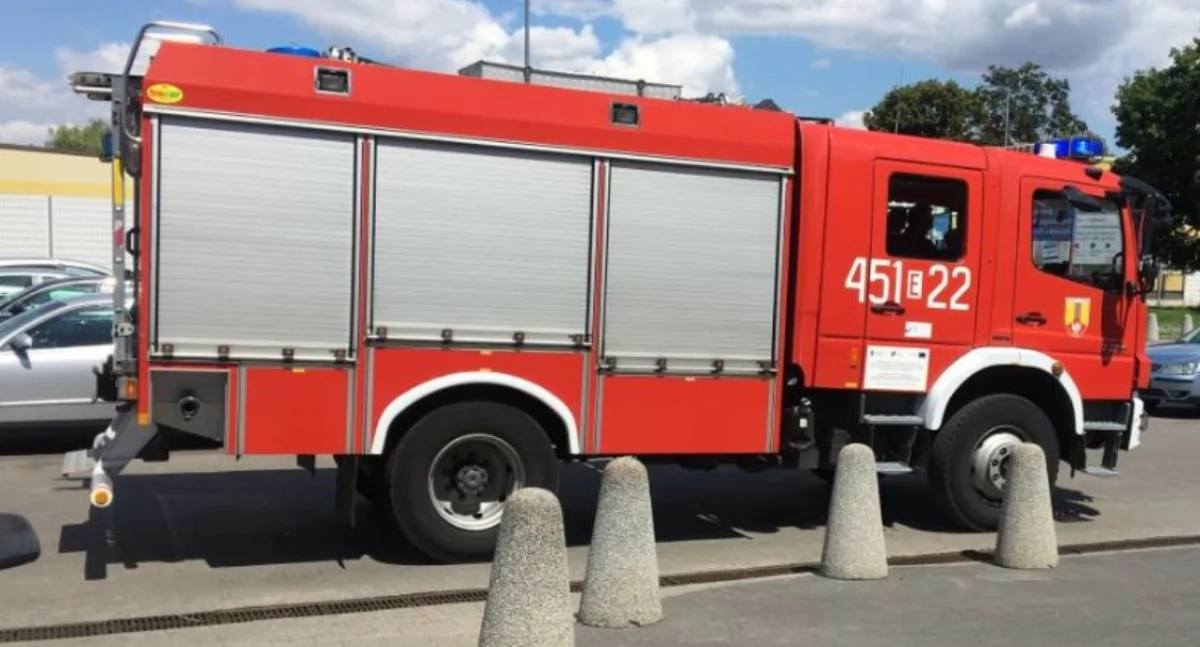 Akcja służb na Czajkach! Staruszka potrzebowała pomocy