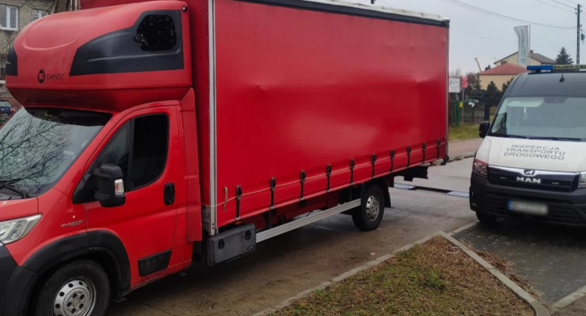 Blisko 2 tony nadwagi! Łowiccy inspektorzy WITD na tropie przeładowanych pojazdów