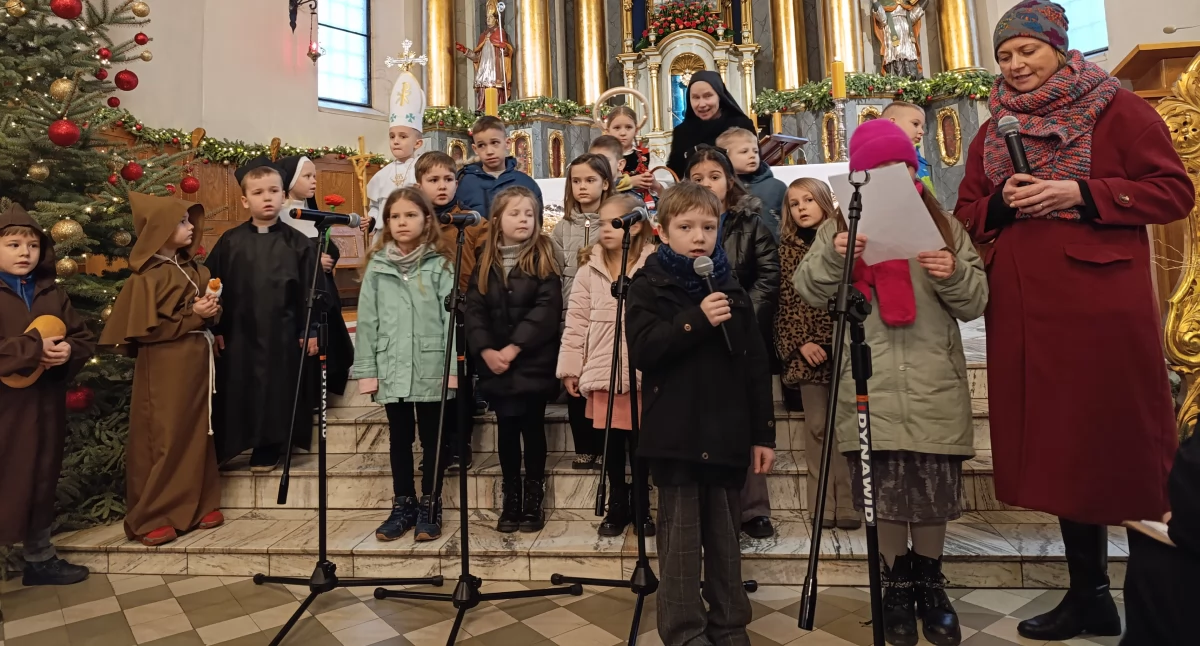 Uroczystości odpustowe w Łowiczu z koncertem „Bolesia i jej Przyjaciele” (foto, film)