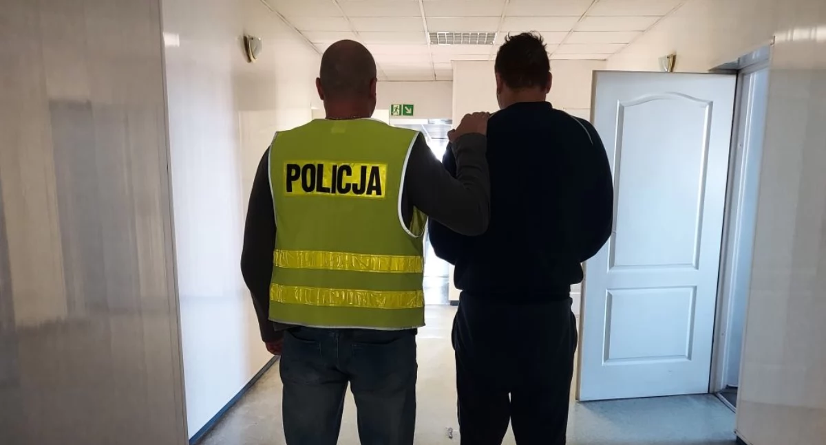 24-latek z marihuaną i bez prawa jazdy zatrzymany