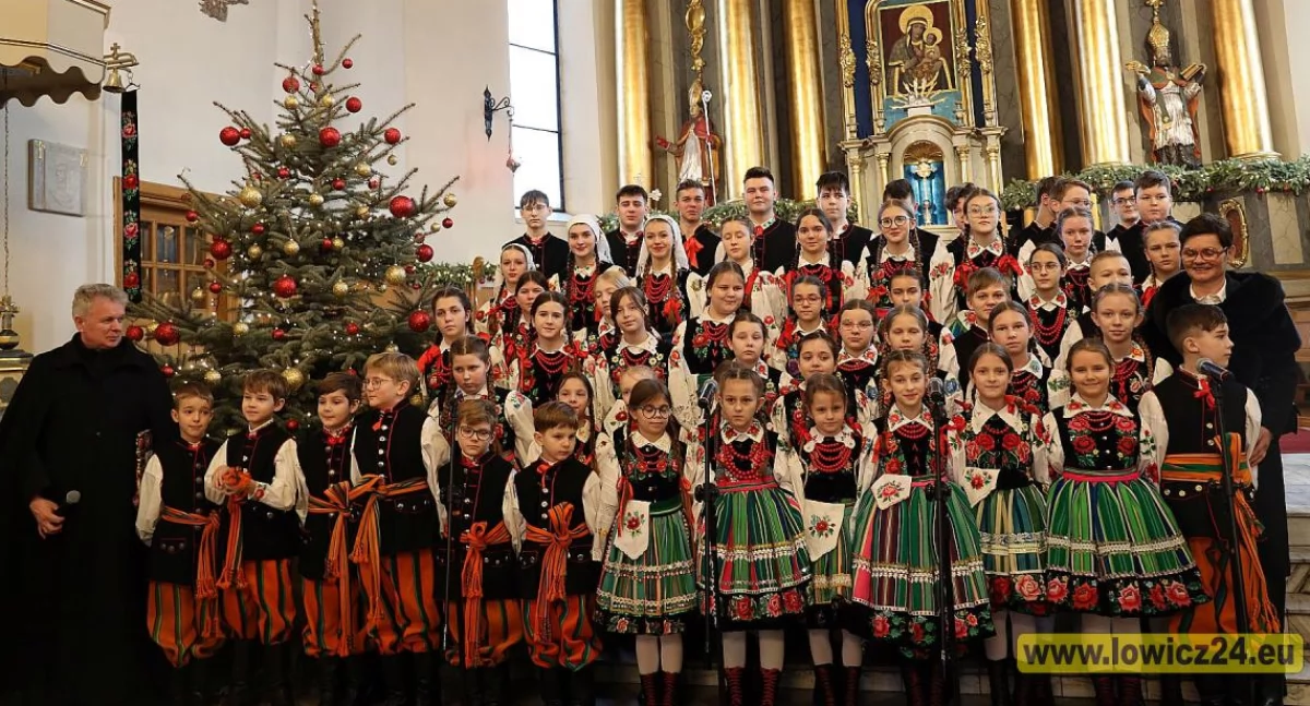 Koderki kolędowały w Świętym Duchu (foto, film)