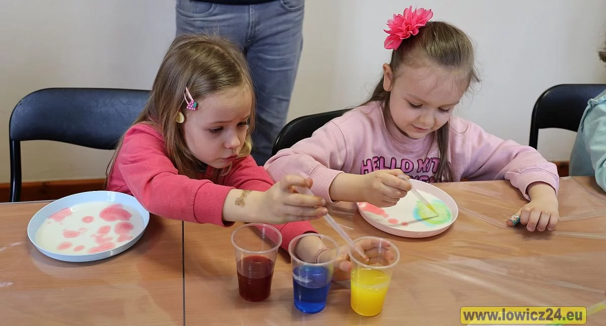 Dzieci odkrywają fascynujący świat nauki (foto)