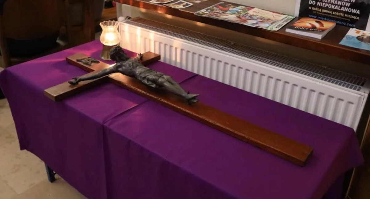 Nabożeństwa wielkopostne w kościołach w Łowiczu