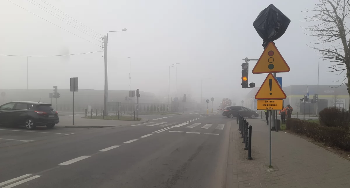 Oznakowanie tymczasowe na skrzyżowaniu w Łowiczu do poprawki? „Czekam na pierwszą stłuczkę” - AKTUALIZACJA