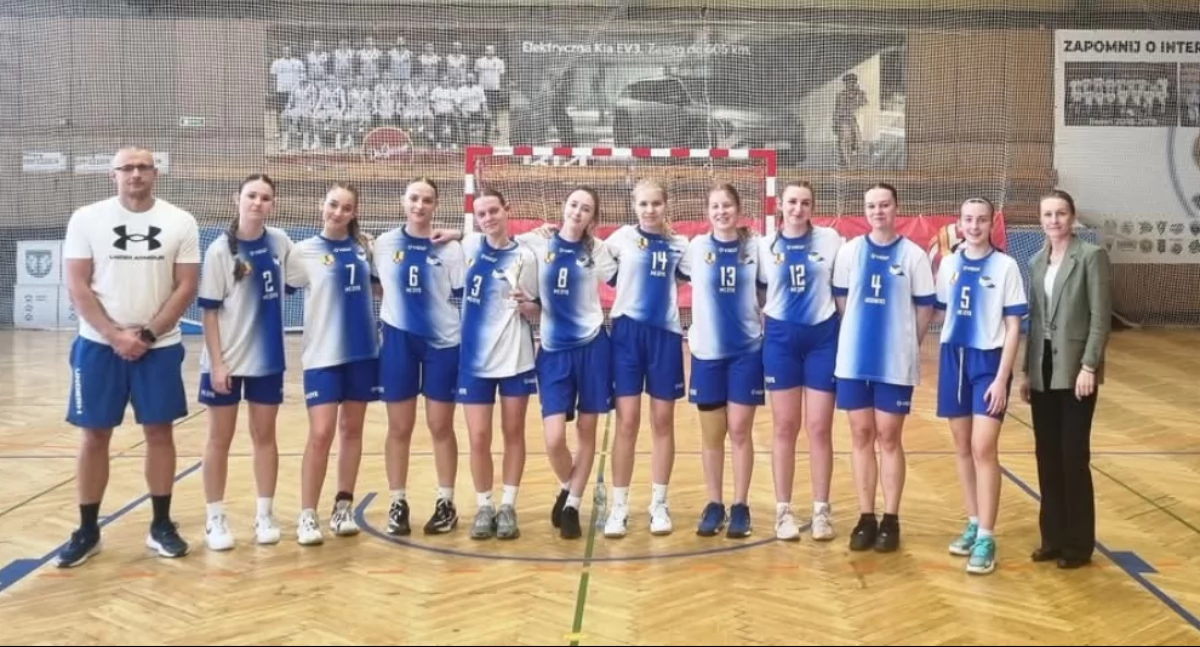 Zwycięstwo II LO w Powiatowej Licealiadzie Szkolnej w Koszykówce Dziewcząt