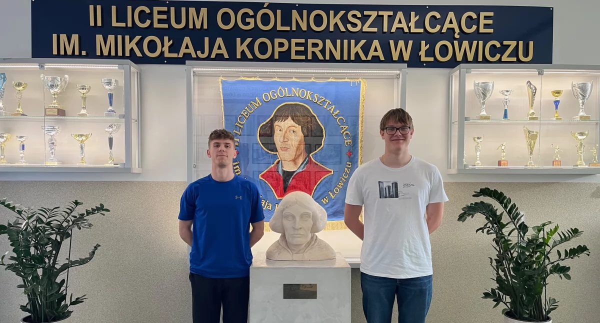 Dwóch uczniów II LO z awansem w konkursie matematycznym Politechniki Warszawskiej