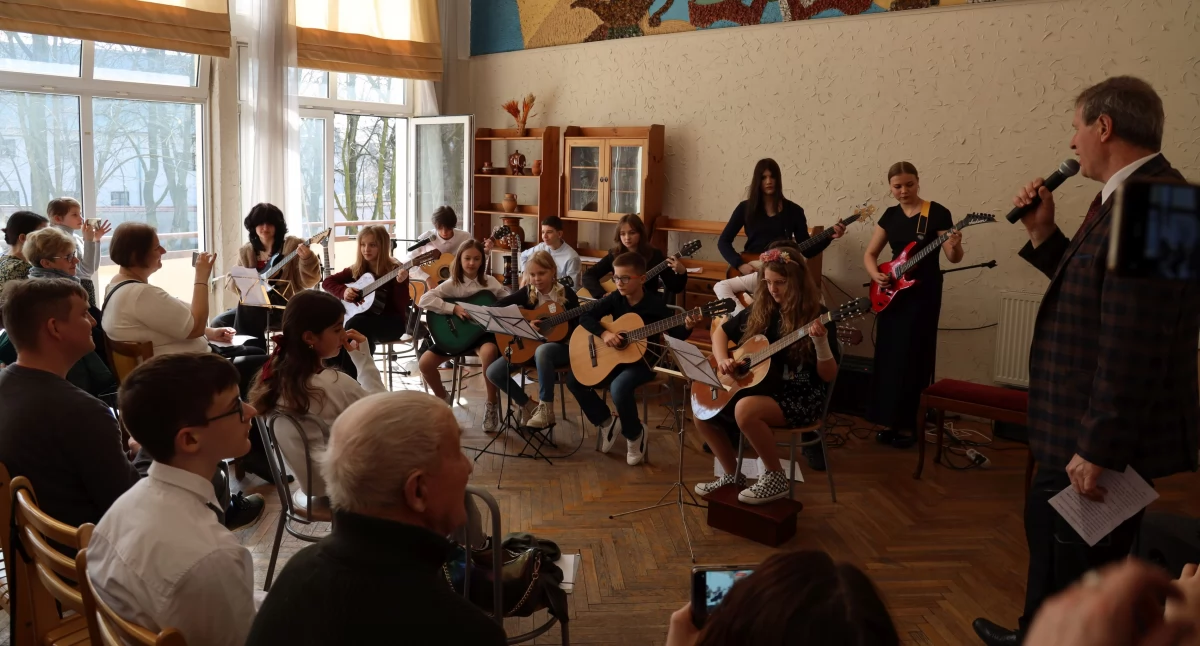 Koncert na przywitanie wiosny w Łowiczu (foto, film)