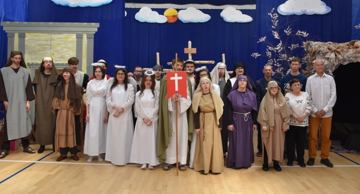 Wielkanocne przedstawienie w Specjalnym Ośrodku Szkolno-Wychowawczym w Łowiczu (foto)