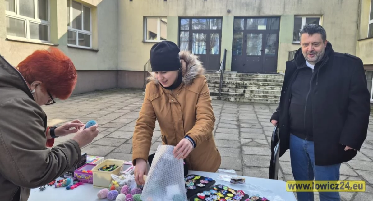 Trwa wyprzedaż garażowa na Nowym Mieście (foto)