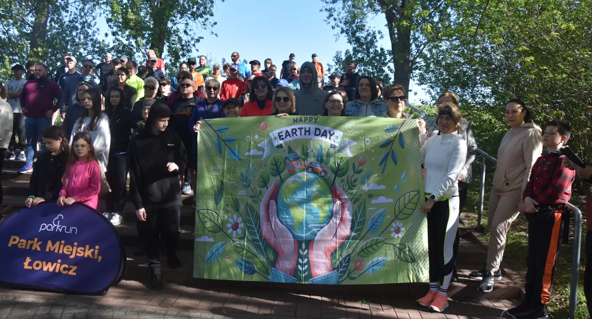 Dzień Ziemi z parkrun Łowicz – pobiegli dla planety! (foto,film)