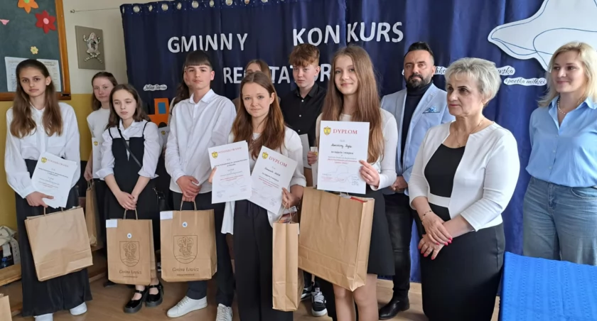 Poezja na pierwszym planie. Gminny Konkurs Recytatorski w Zielkowicach (foto)