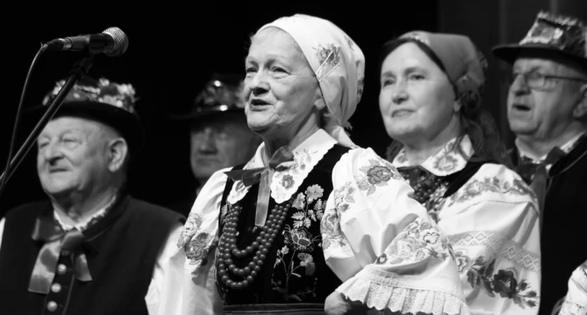 Zmarła Urszula Okraska, jedna z założycielek i solistek Zespołu Śpiewaczego Ksinzoki