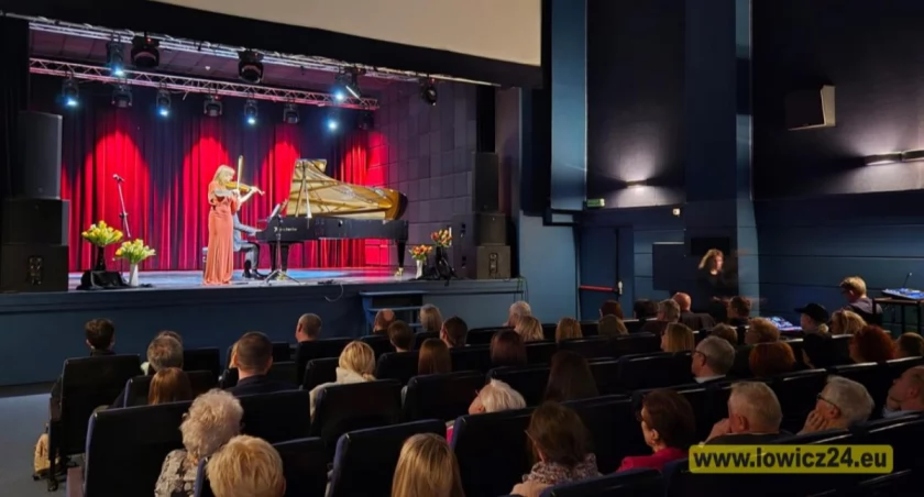 Wieczór z muzyką klasyczną w Łowiczu (foto)