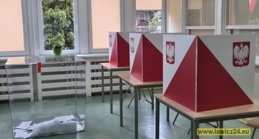 Spokój w Łowiczu, naruszenia w kraju. Trwa cisza wyborcza