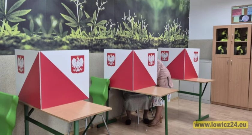 Spływają pierwsze dane o frekwencji w Łowiczu 
