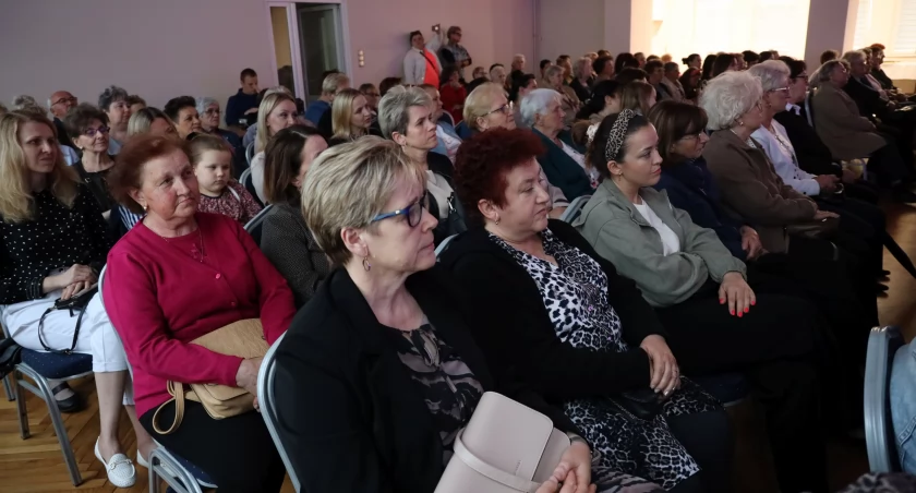 Wszystkie Mamy świętowały dziś w Kiernozi (foto, film)