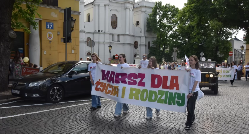 Dziesiąty Marsz dla Życia i Rodziny przeszedł ulicami Łowicza (foto,film)