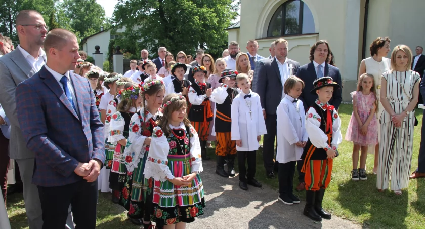 Pierwsza Komunia Święta w Bednarach (foto, film)