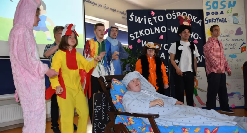 Święto Specjalnego Ośrodka Szkolno-Wychowawczego w Łowiczu (foto)