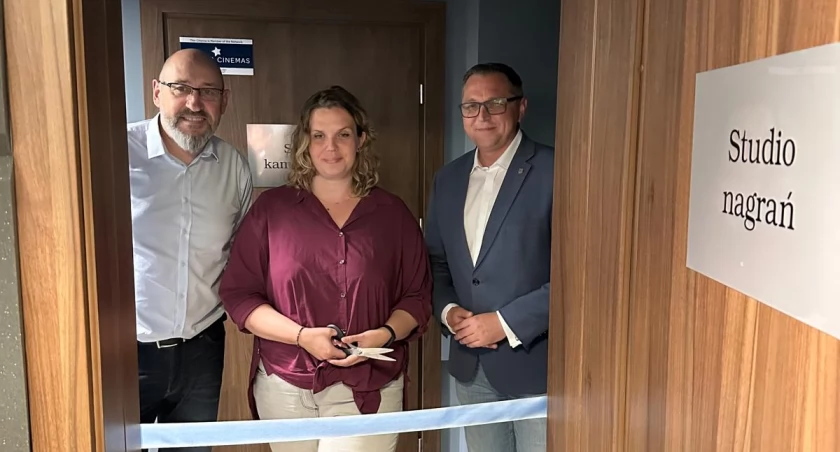 Nowe Centrum Aktywności Medialnej otwarte w Łowiczu! Pierwszy podcast dostępny niebawem (foto)