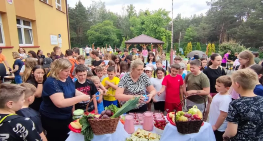 Dzień Dziecka w Szkole Podstawowej w Dzierzgówku (foto)