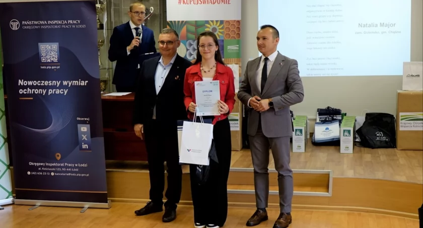 Uczennica SP w Błędowie laureatką etapu wojewódzkiego konkursu KRUS