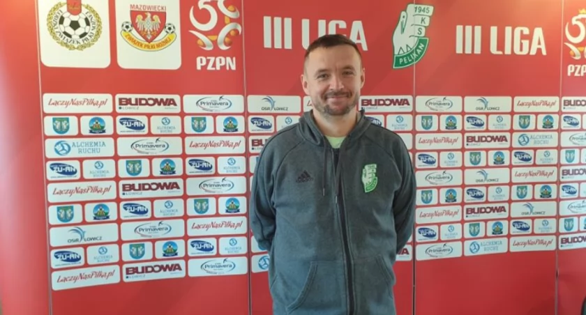 Trener Paweł Jakóbiak po blisko czterech latach odchodzi z Pelikana. Kto go zastąpi?
